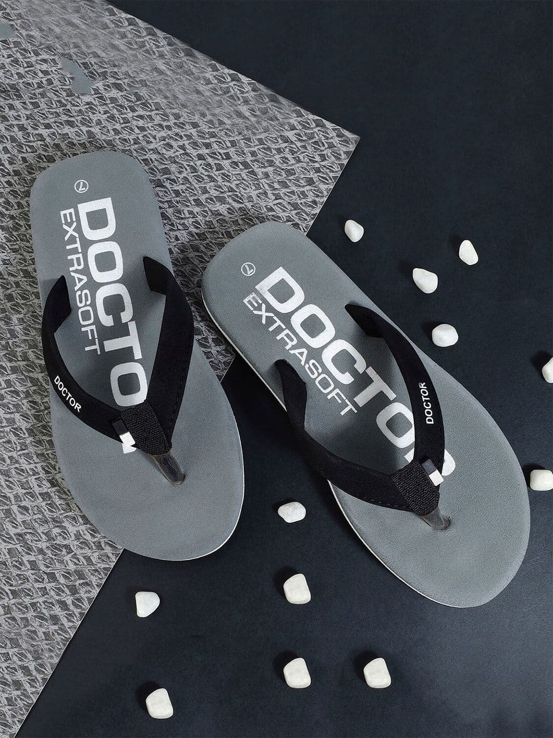 DOCTOR EXTRA SOFT Men Printed Orthopedic Non-Slip Thong Flip-Flops - view 1