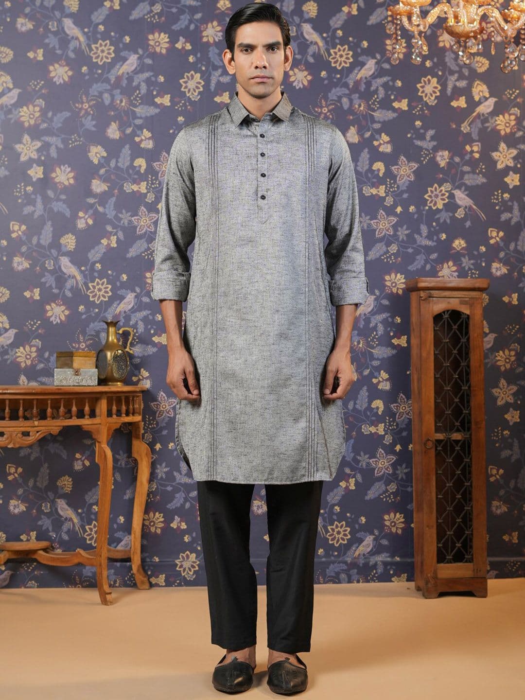 House of Pataudi Men Printed Mandarin Collar Pure Cotton Kurta - view 1