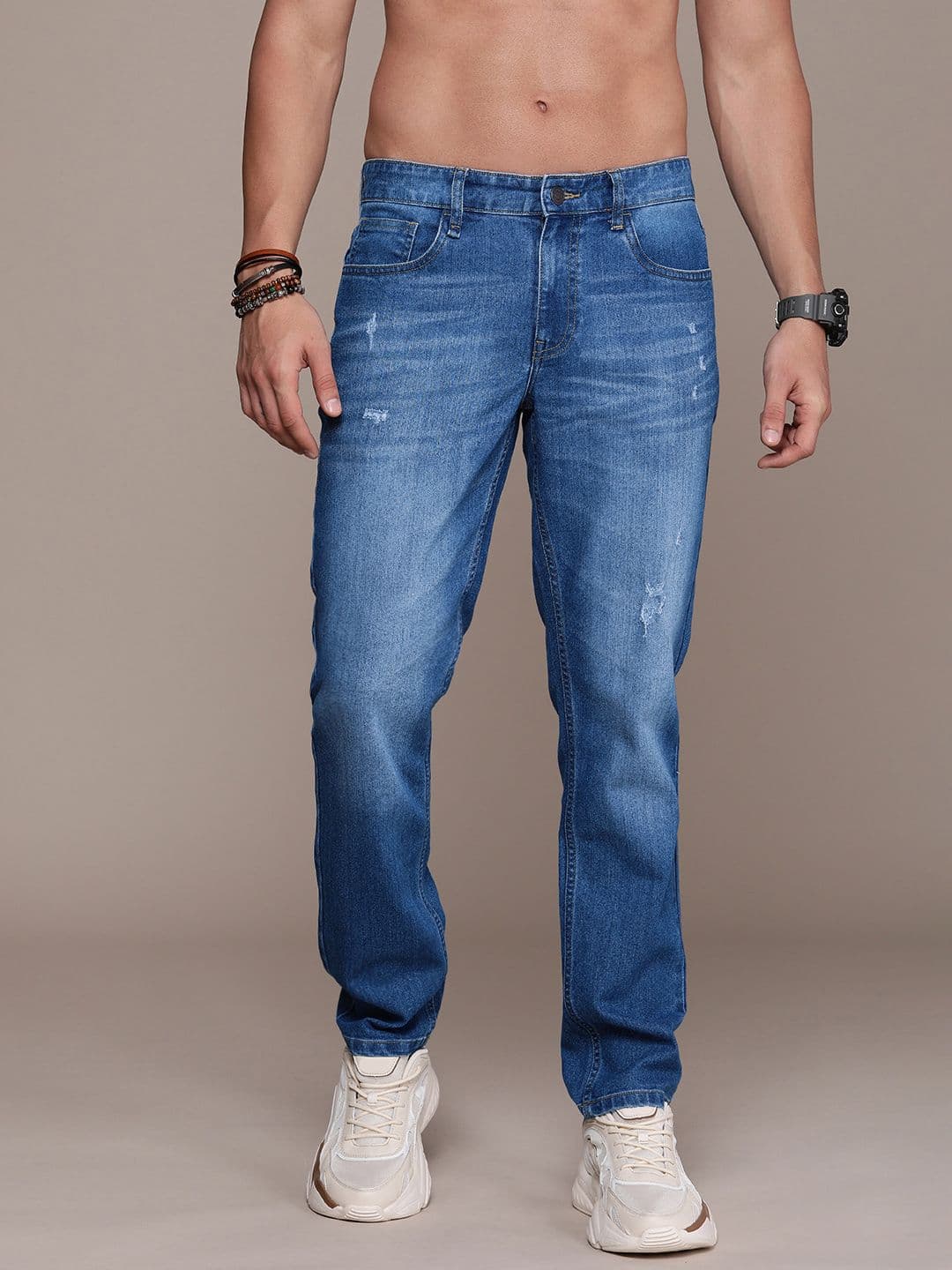The Roadster Life Co. Men Slim Fit Mildly Distressed Heavy Fade Stretchable Mid-Rise Jeans