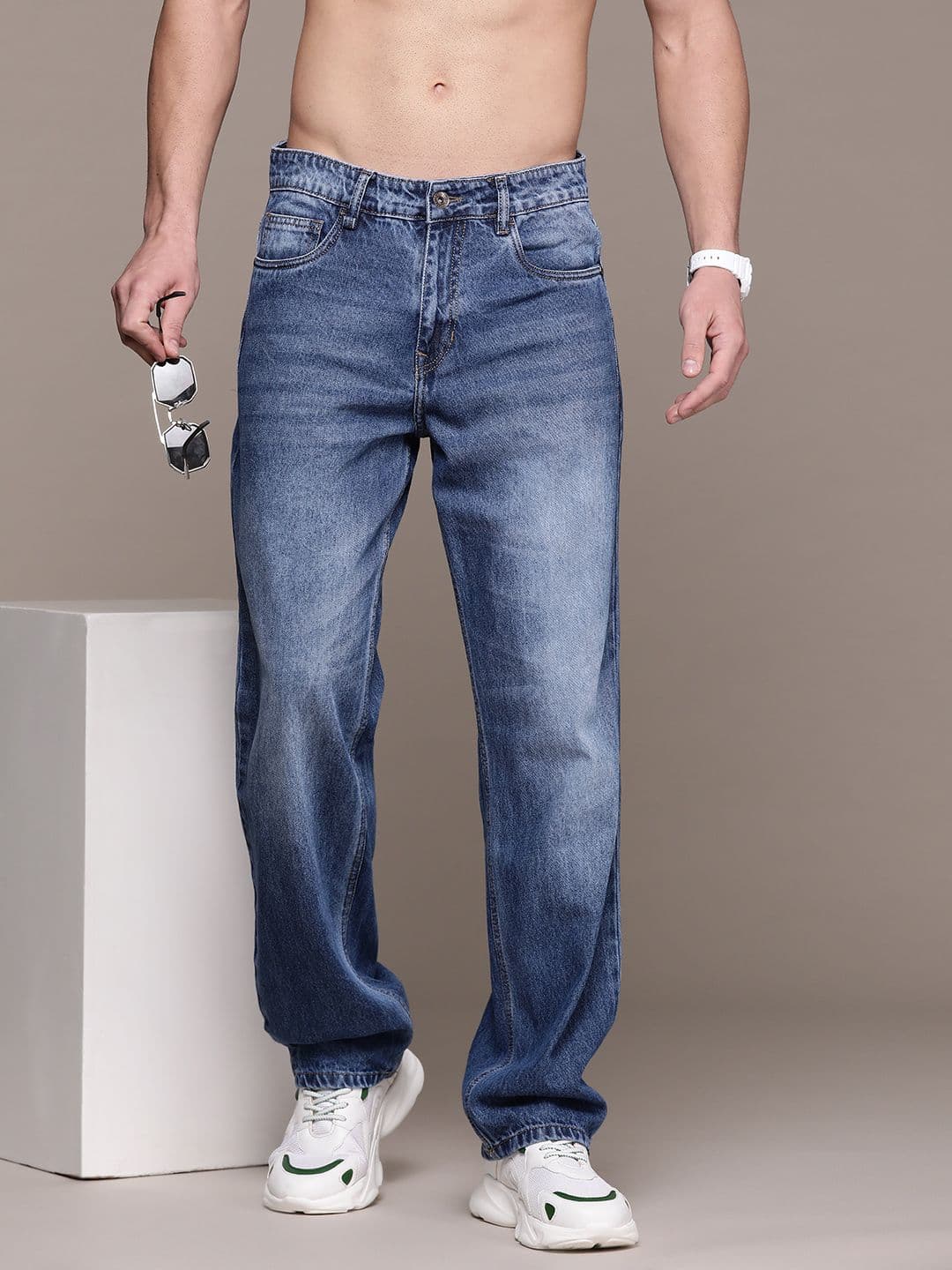 The Roadster Lifestyle Co. Men Pure Cotton Straight Fit Light Fade Jeans - view 1