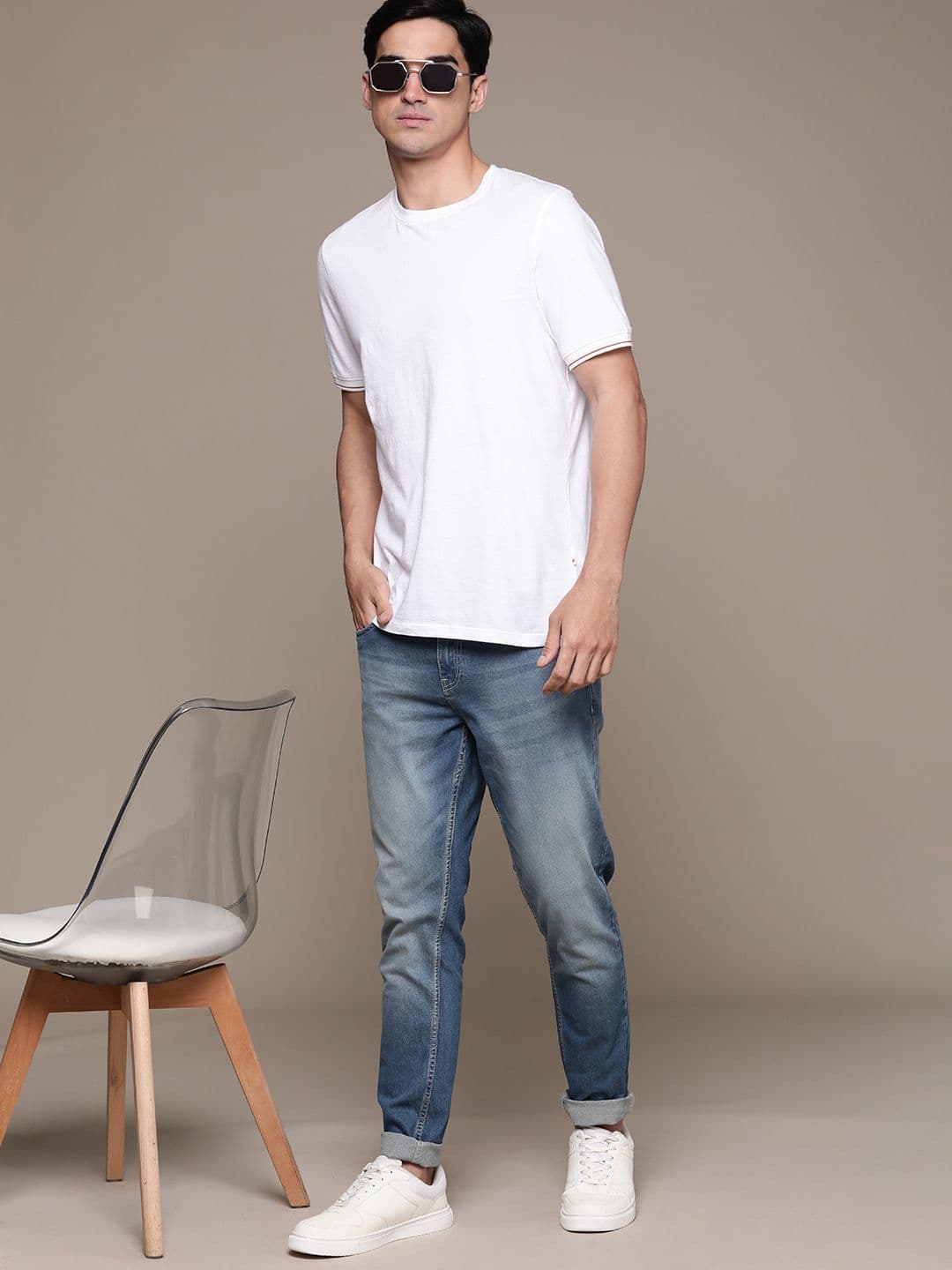 The Roadster Lifestyle Co. Men Slim Tapered Fit Light Fade Stretchable Jeans - view 1