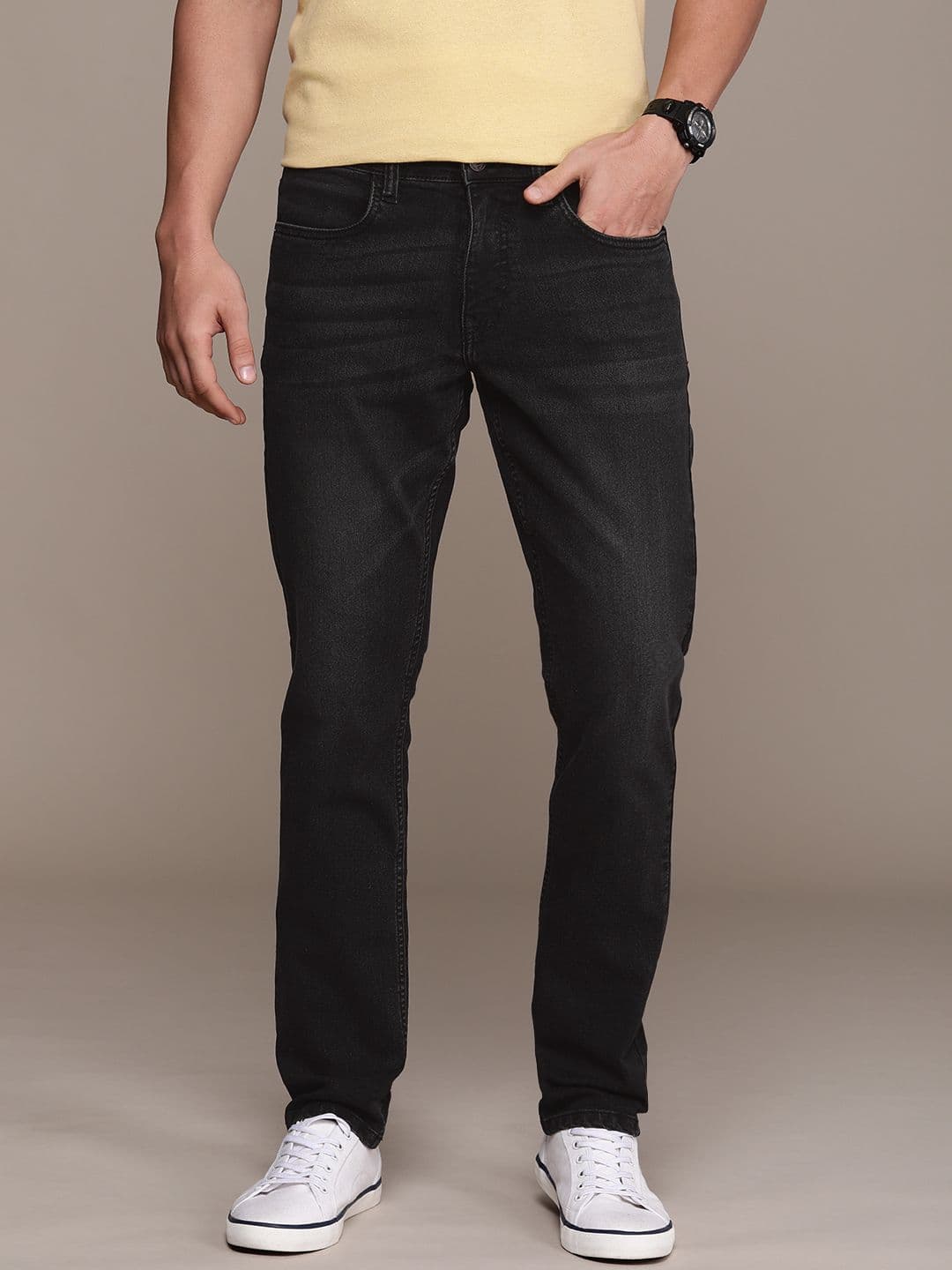 WROGN Men Straight Fit Light Fade Stretchable Jeans