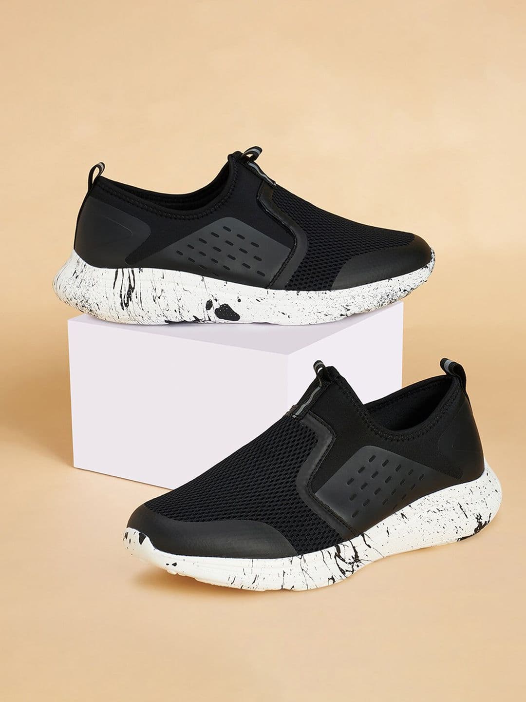 Ajile by Pantaloons Men Mesh Running Shoes - view 1