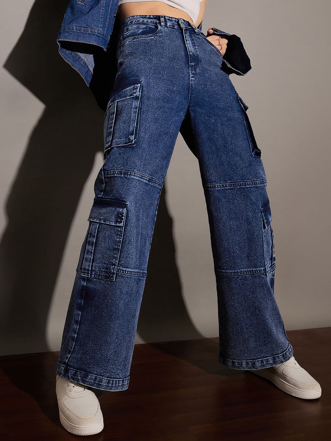 SASSAFRAS Women Light Fade Acid Wash Clean Look Stretchable Jeans - view 1