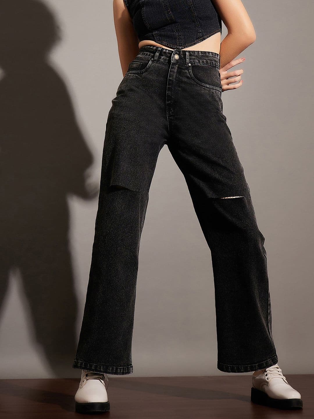 SASSAFRAS Women Acid Wash Slash Knee Stretchable Jeans - view 1