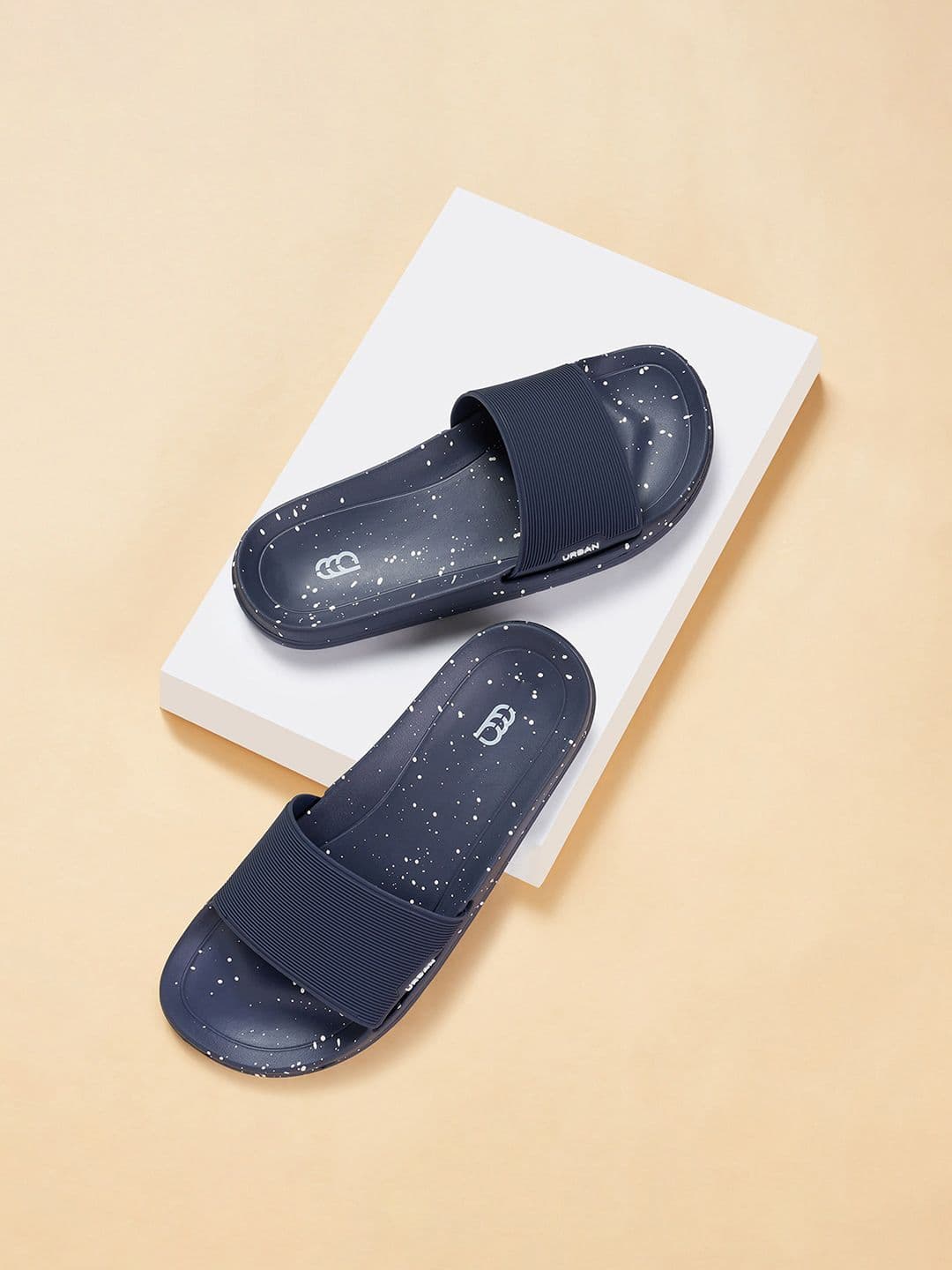 Ajile by Pantaloons Men Printed Sliders - view 1