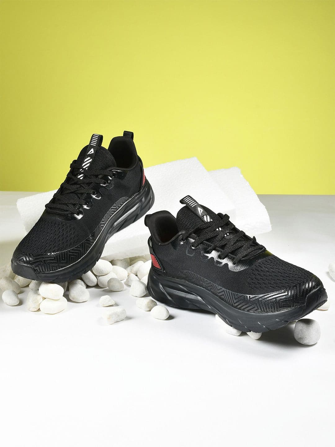 IMPAKTO Men Charged Lightweight Lace-Up Running Shoes - view 1
