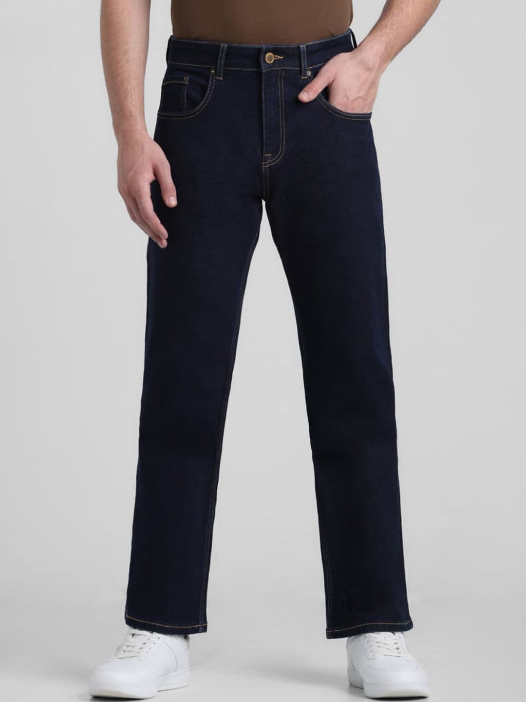 Jack & Jones Men Clean Look Mid-Rise Bootcut Stretchable Jeans - view 1