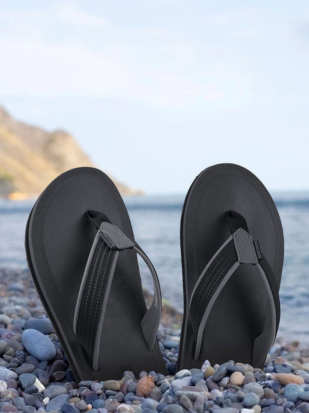 Red Tape Men Fabric Flexible Thong Flip-Flops - view 1