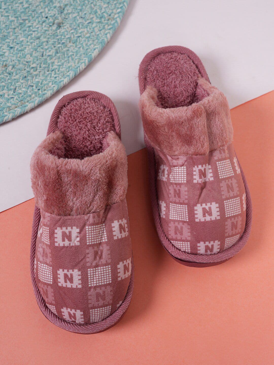 SAPATOS Unisex Self Design Fur Room Slippers - view 1