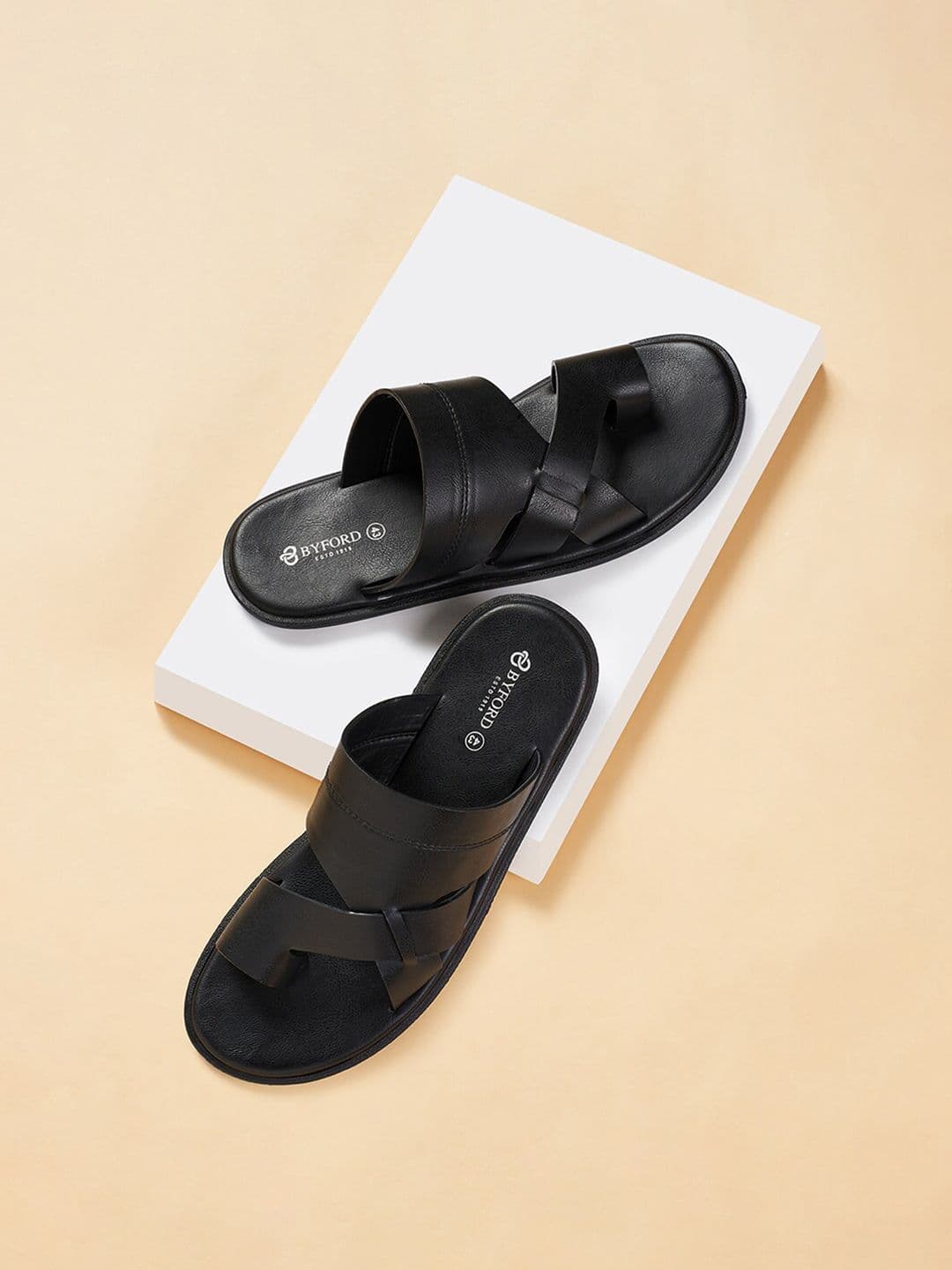 BYFORD by Pantaloons Men Textured One Toe Comfort Sandals - view 1