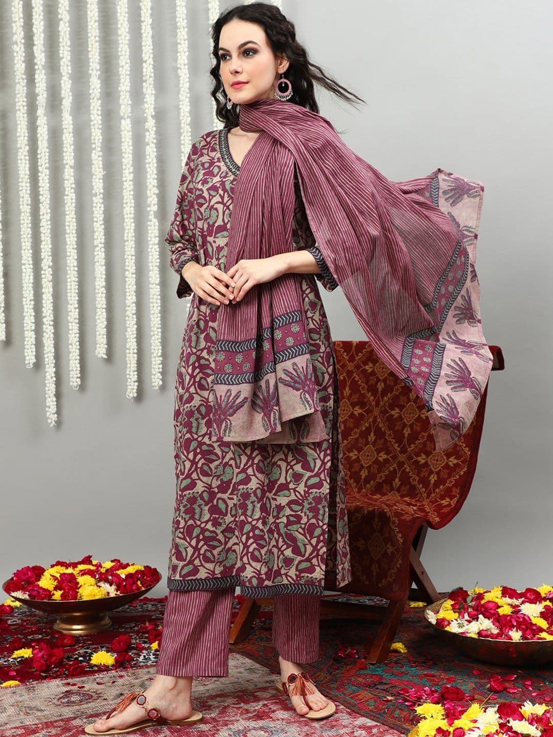 Sangria Ethnic Motifs Printed Pure Cotton Kurta With Palazzos & Dupatta - view 1