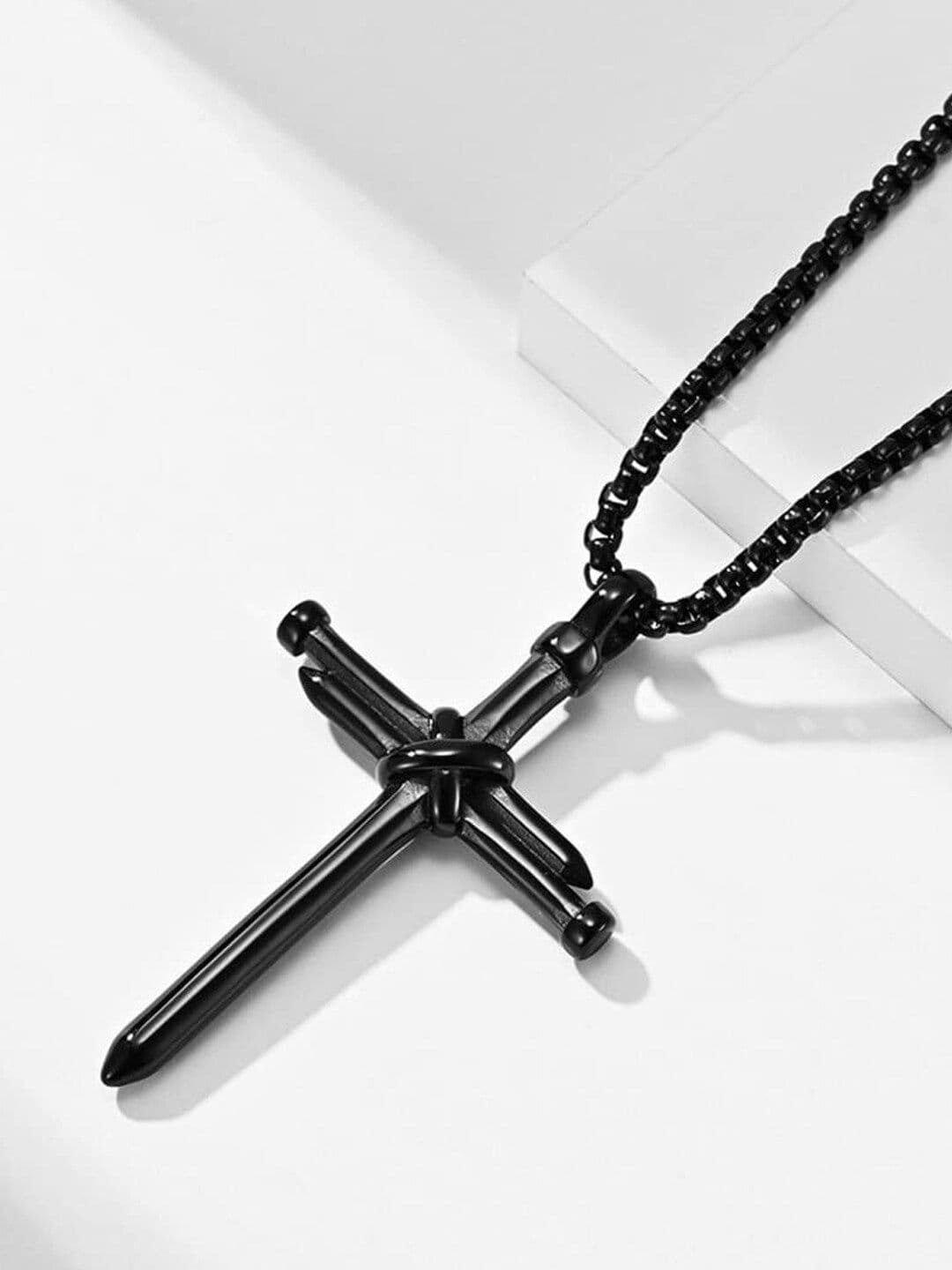 OOMPH Minimal Cross Pendant With Chain - view 1
