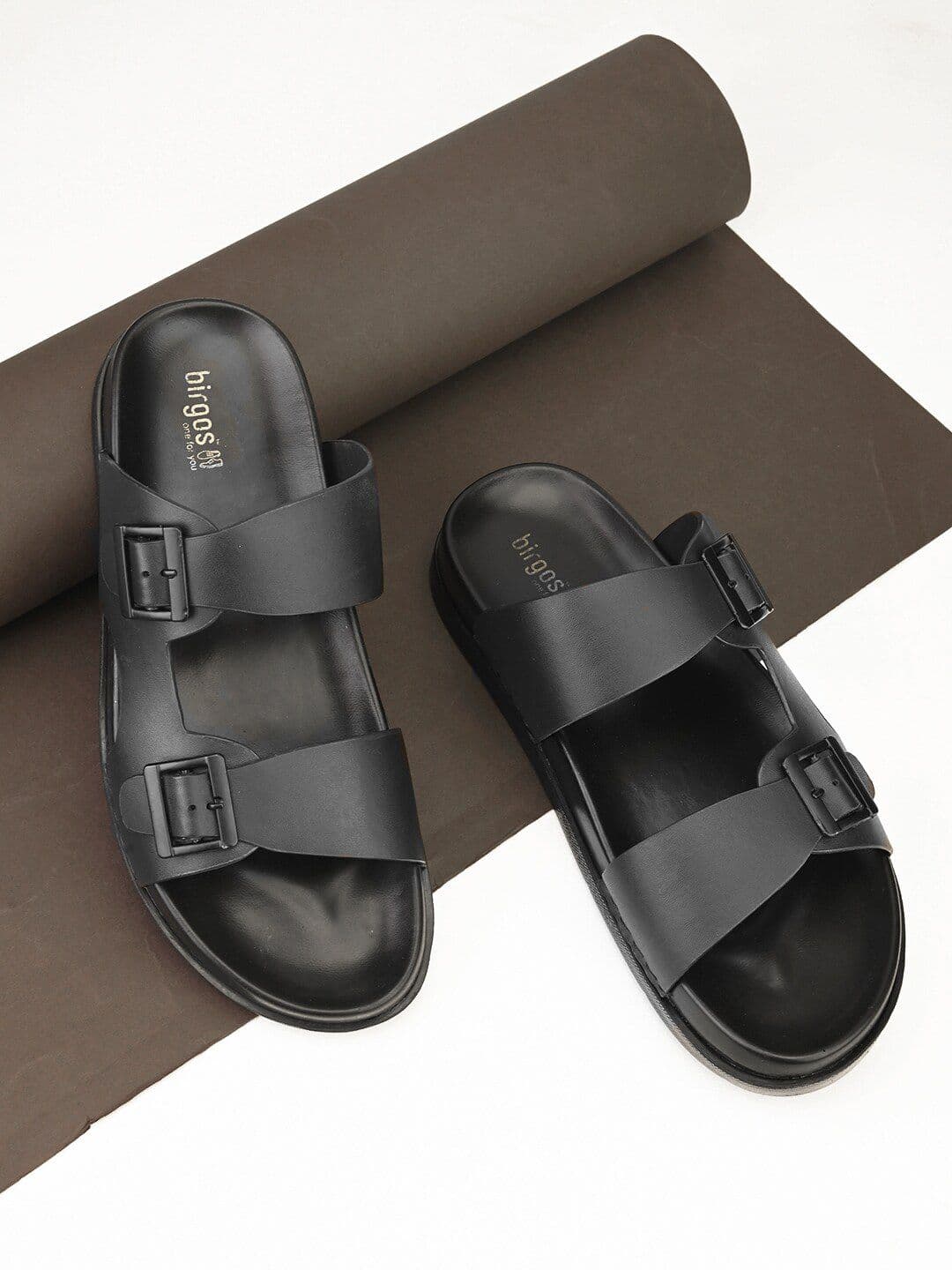 birgos Men Slip-On Comfort Sandals - view 1