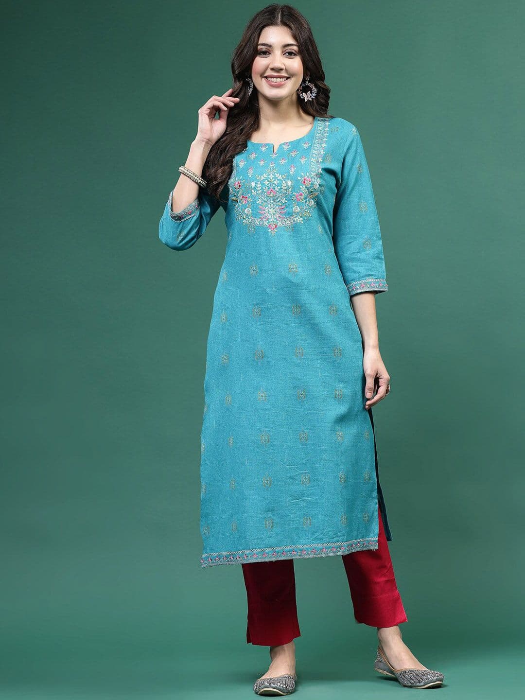 Ramas Floral Embroidered Sequinned Straight Kurta - view 1