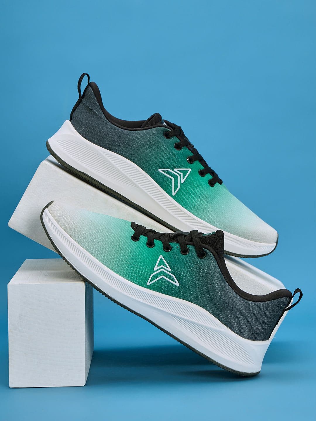 AVANT Women Solar Running Shoes - view 1