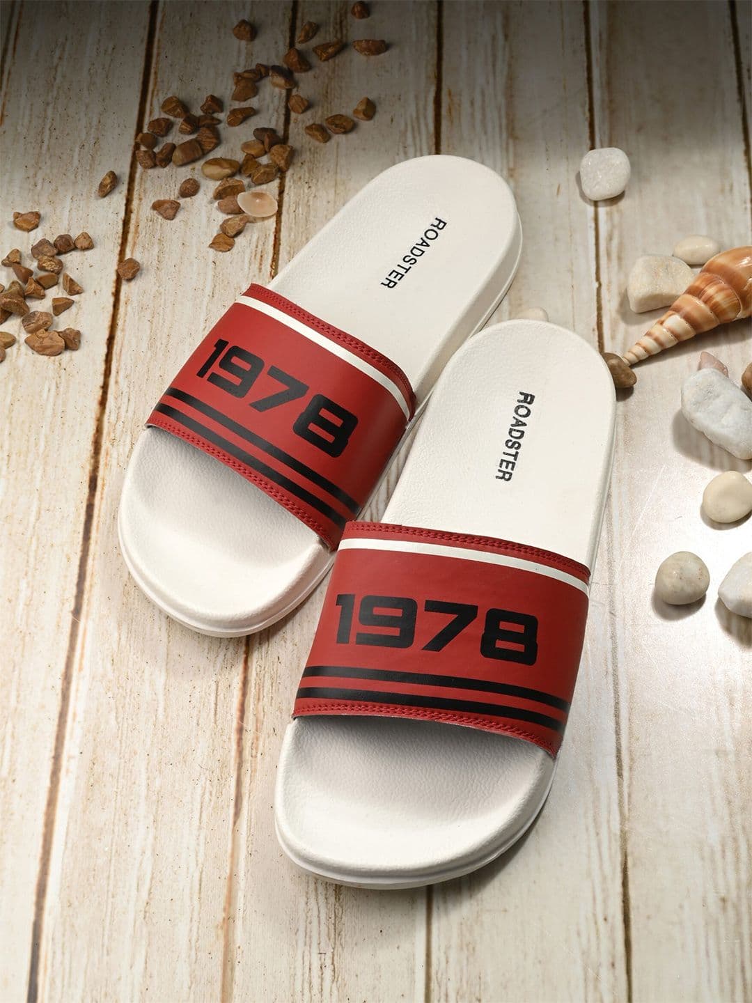 The Roadster Lifestyle Co. Men Printed Slip On Sliders - view 1
