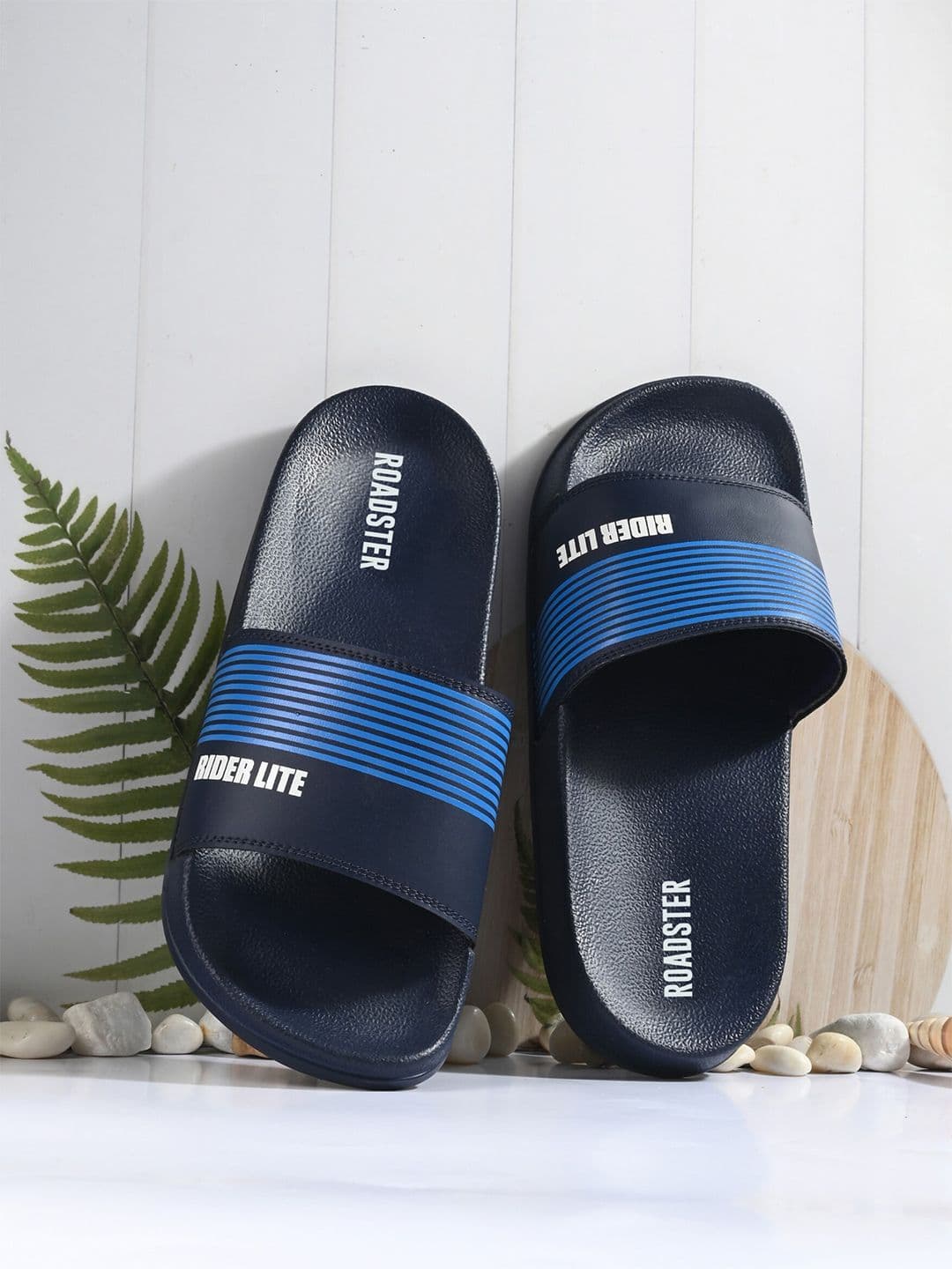 Roadster The Lifestyle Co. Men Typography Printed Sliders - view 1