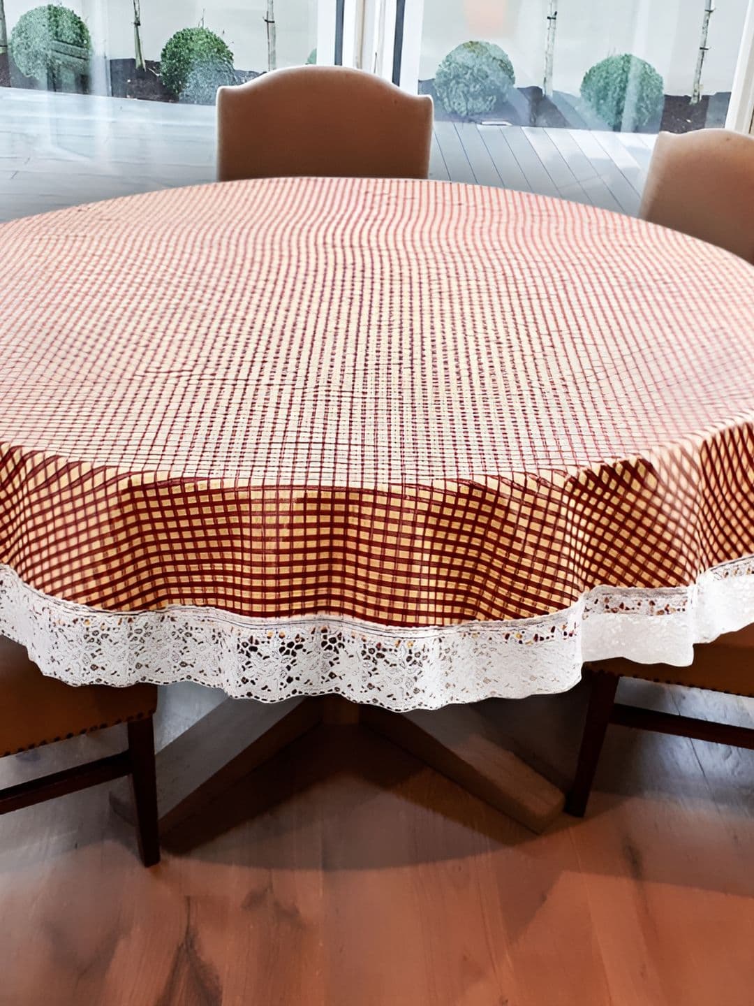 Stylista Red & Beige Printed Waterproof Table Cover - view 1