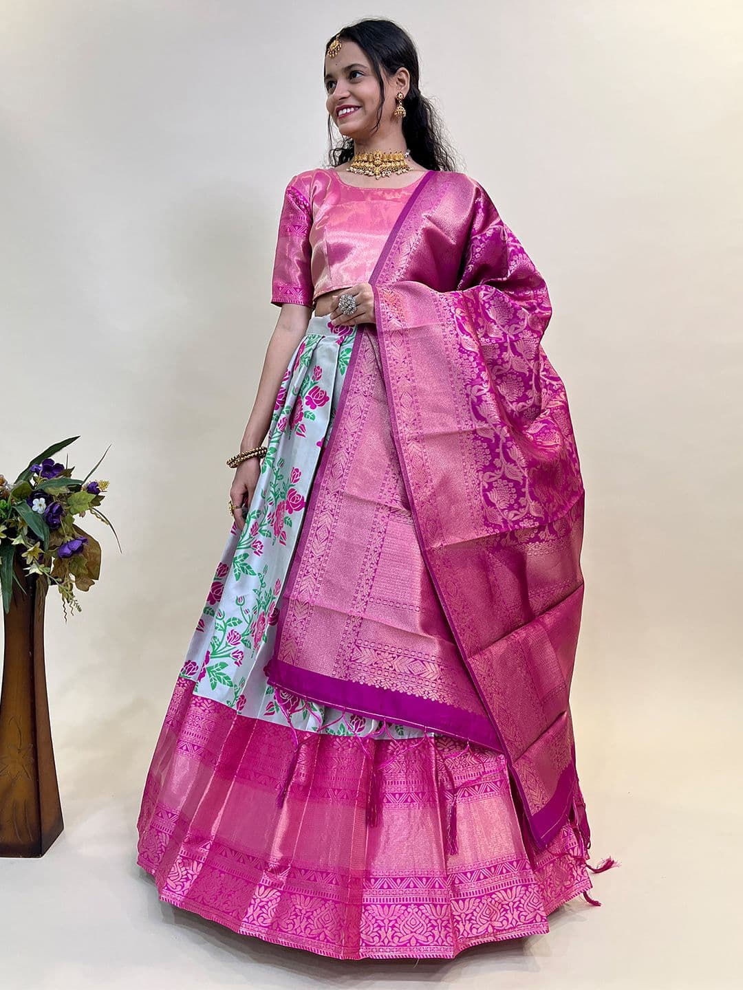 Fabcartz Woven Designed Semi-Stitched Lehenga & Unstitched Blouse With Dupatta - view 1