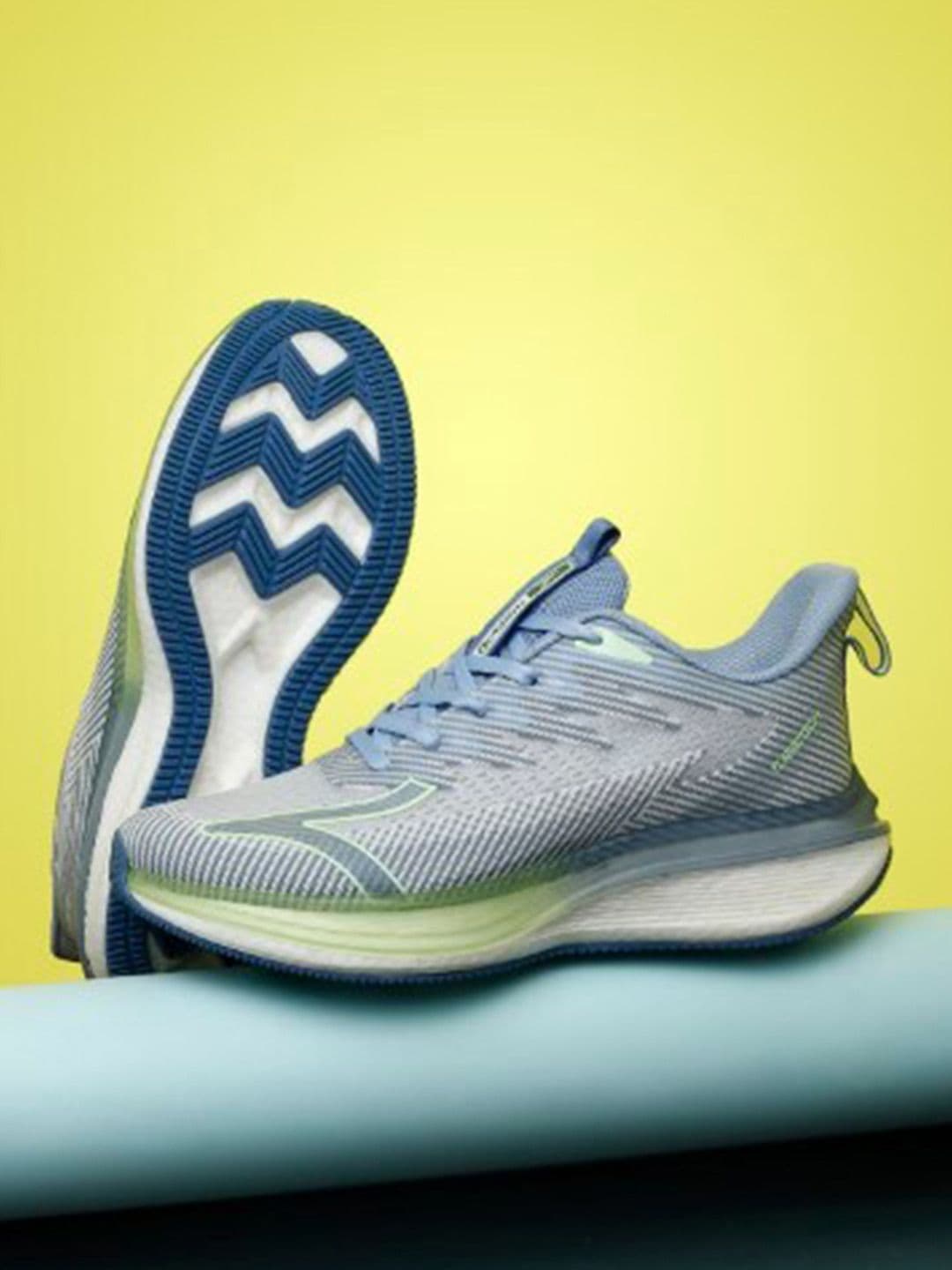 Action Men Lightweight Mesh Running Shoes - view 1