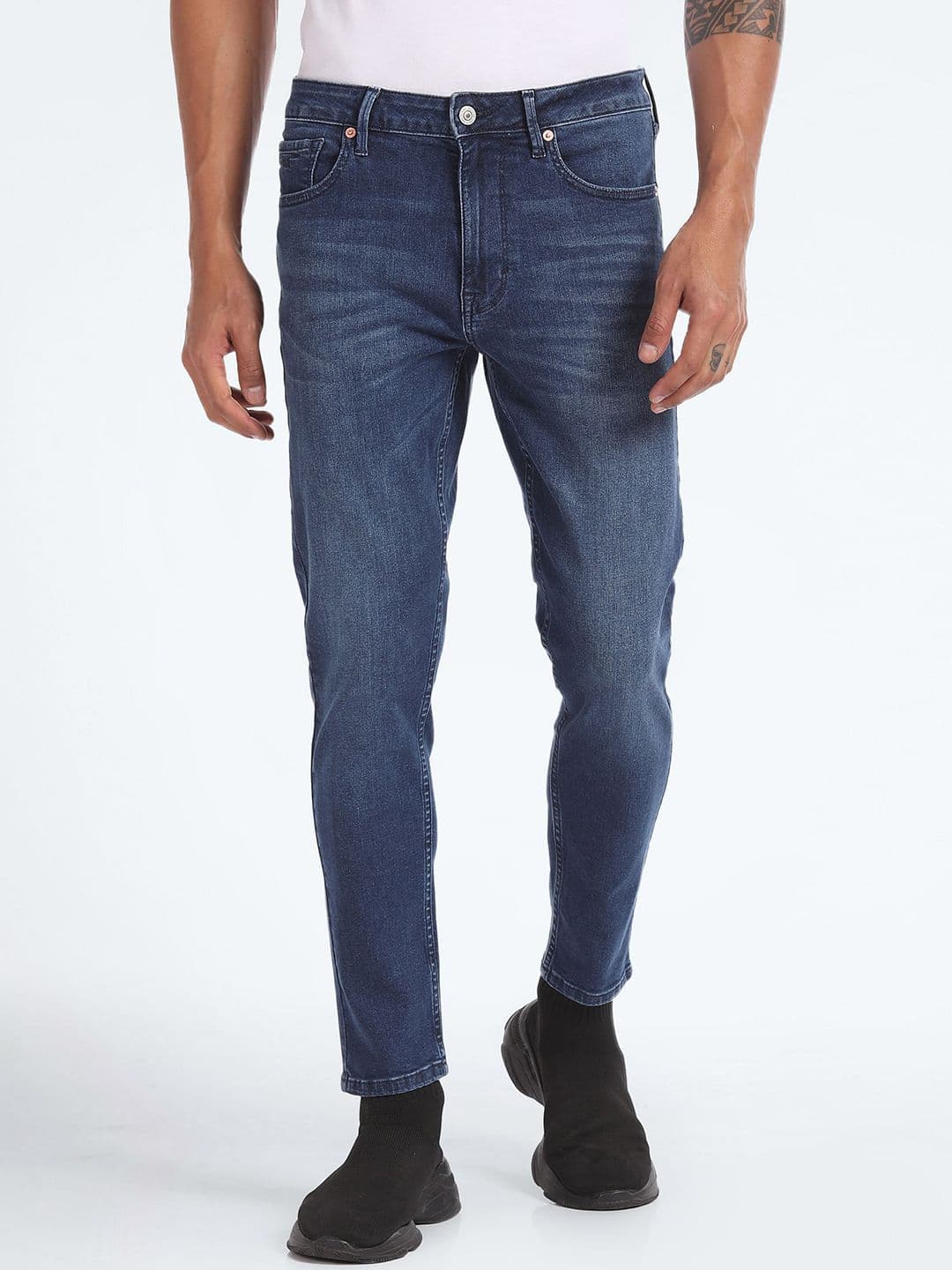 Flying Machine Men Tapered Fit High-Rise Light Fade Stretchable Jeans - view 1
