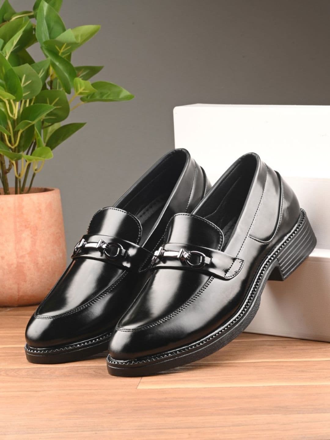 INVICTUS Men Buckle Detailed Formal Loafers - view 1