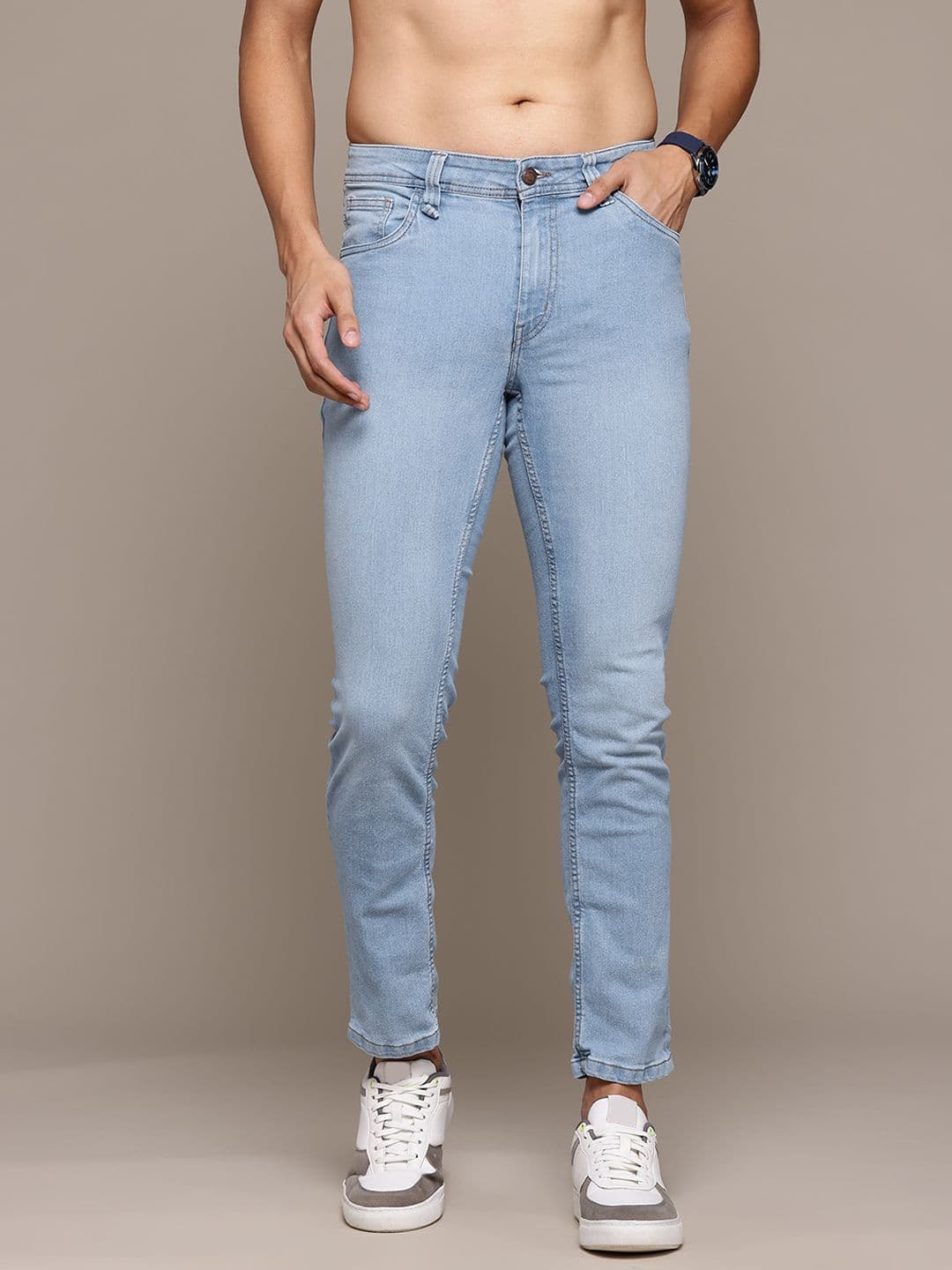 The Roadster Lifestyle Co. Men Slim Fit Jeans - view 1