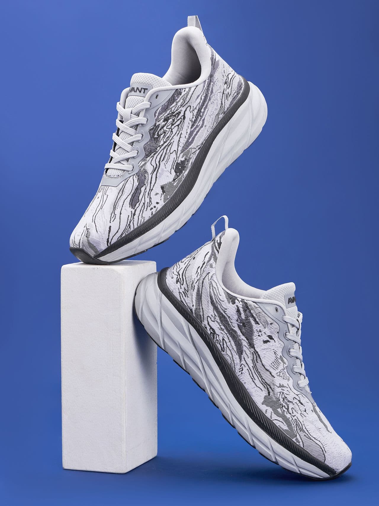 AVANT Men Storm Running Shoes - view 1