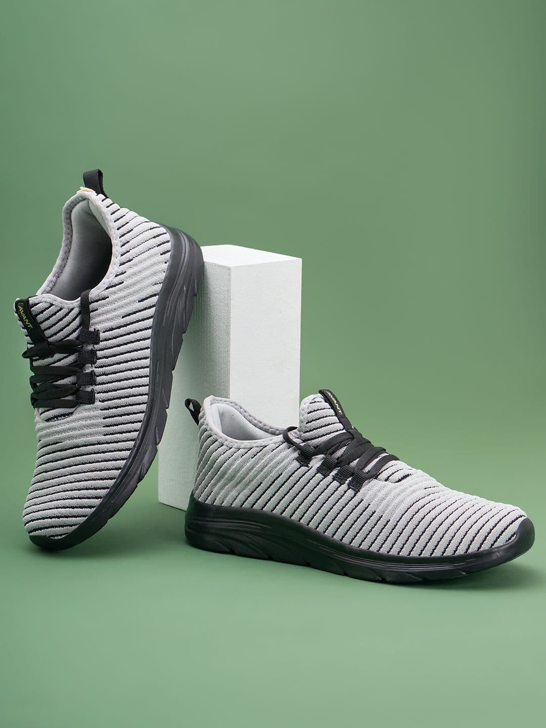 AVANT Men Maze On Walking Shoes - view 1