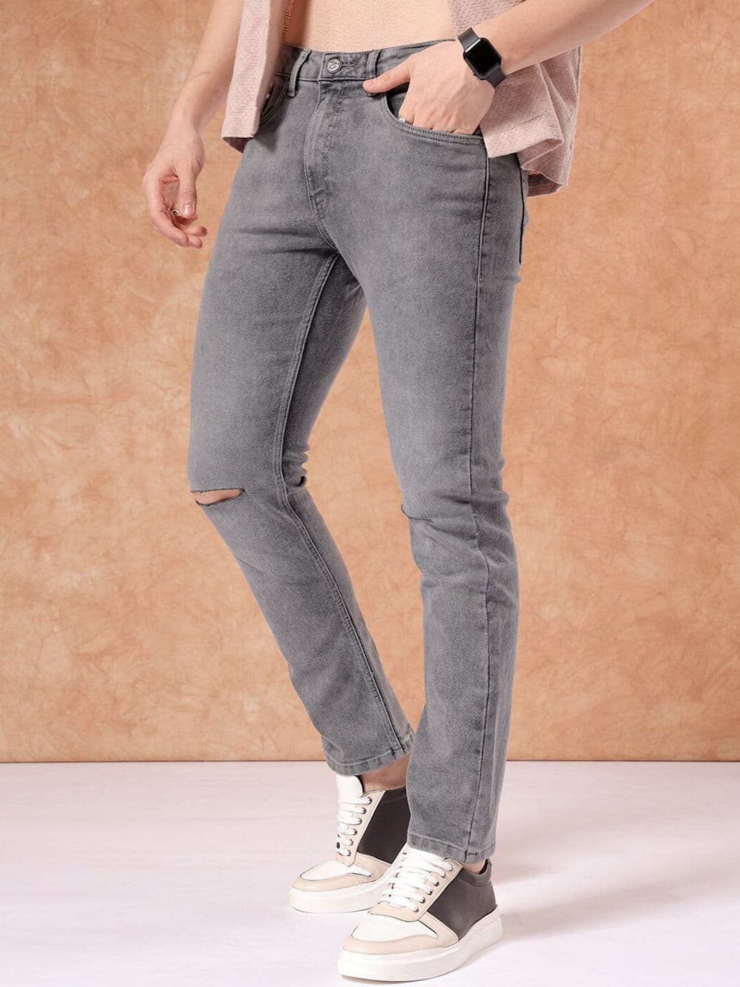 The Indian Garage Co Men Straight Fit Slash Knee Light Fade Stretchable Jeans - view 1
