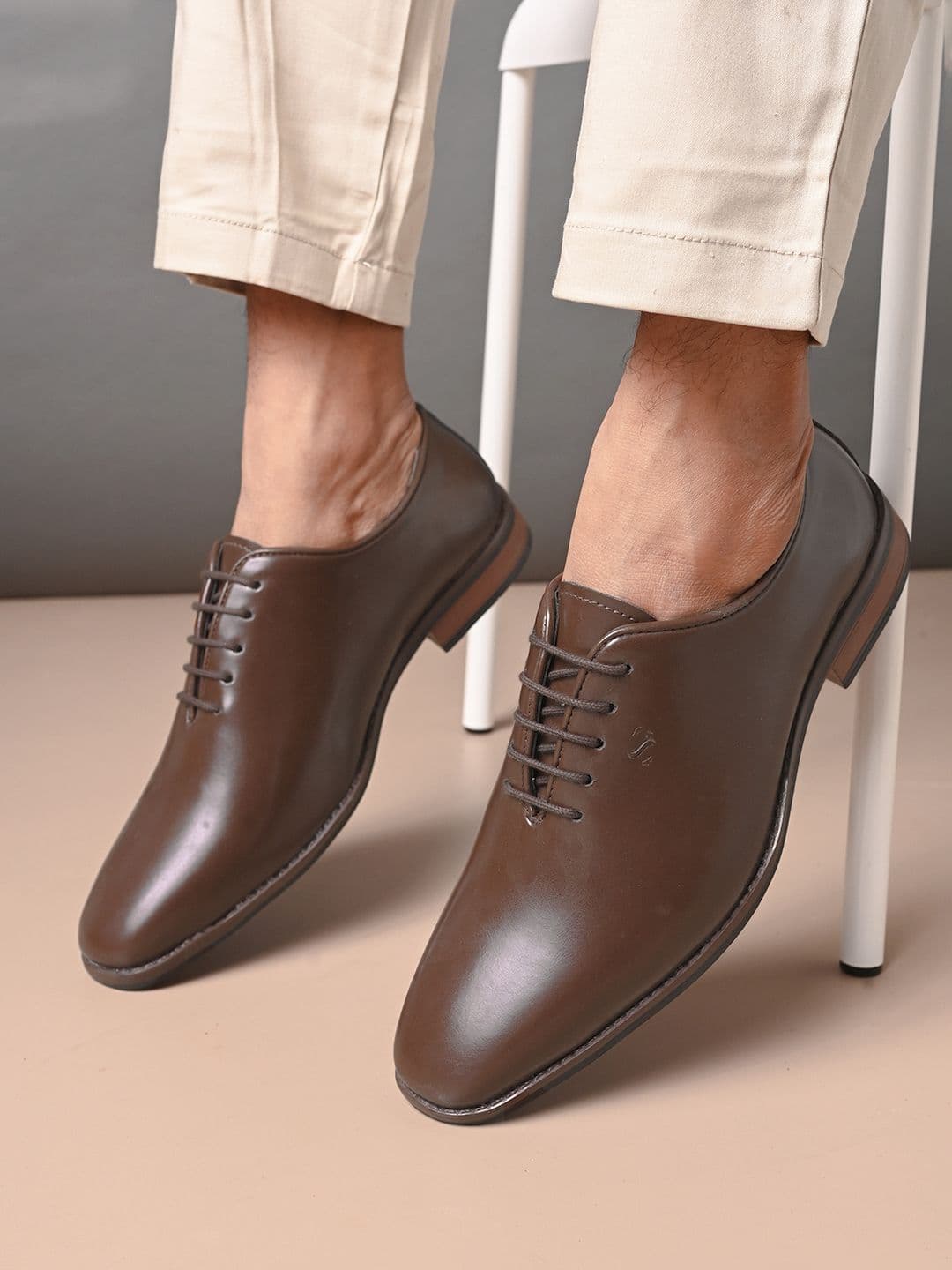 San Frissco Men Brown Classic Durable Formal Laceup Oxfords - view 1