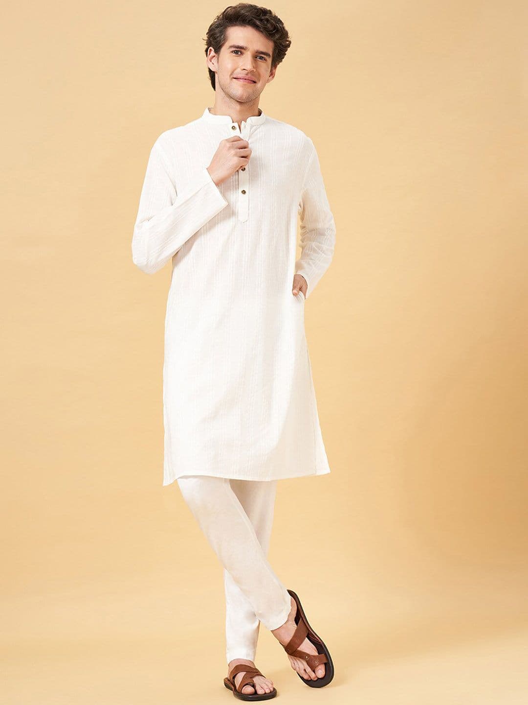 indus route by Pantaloons Striped Mandarin Collar Straight Kurta - view 1