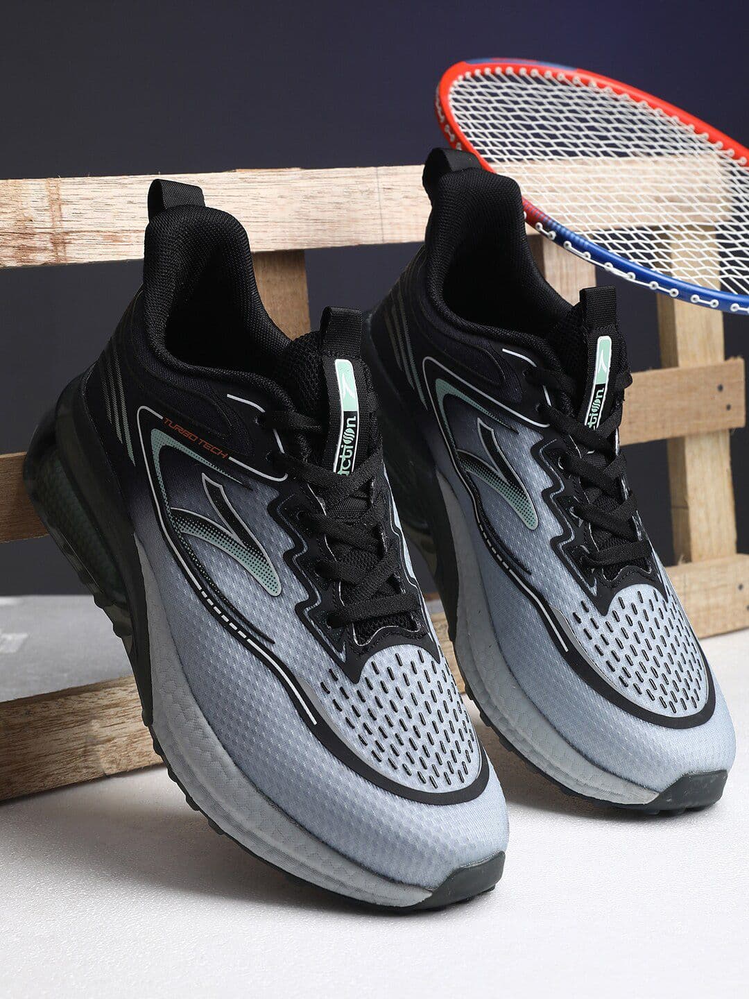 Action Men Running Shoes - view 1