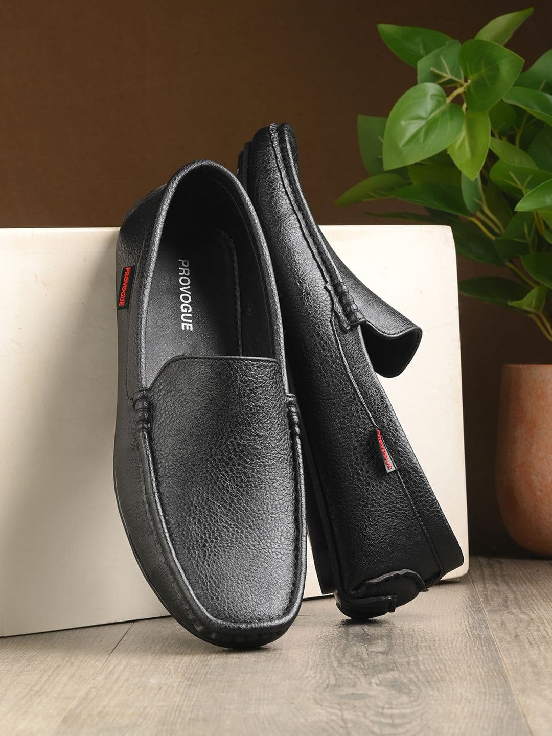 Provogue Men Textured Square Toe Formal Loafers - view 1