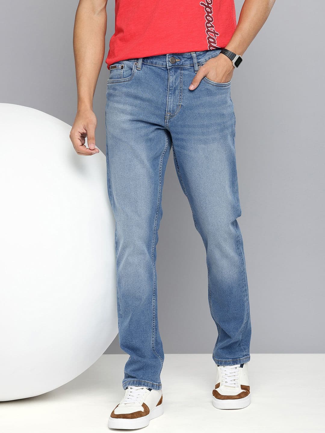 Aeropostale Men Slim Fit Light Fade Stretchable Jeans - view 1