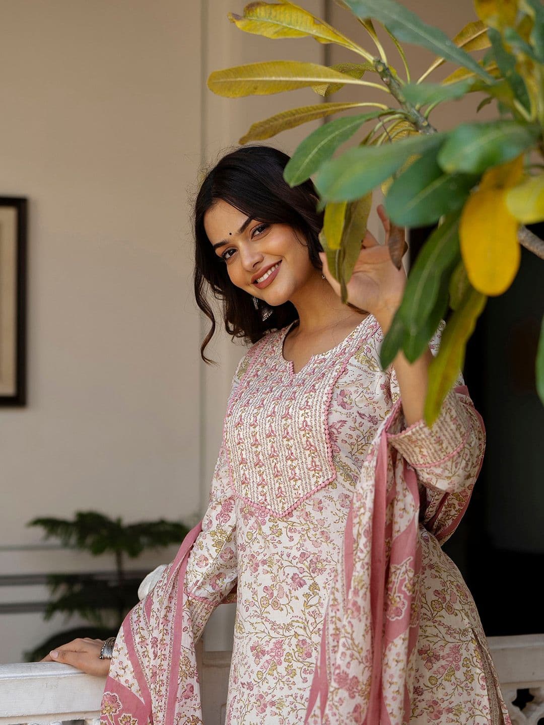 Anouk White Floral Printed Straight Pure Cotton Kurta With Palazzos & Dupatta - view 1