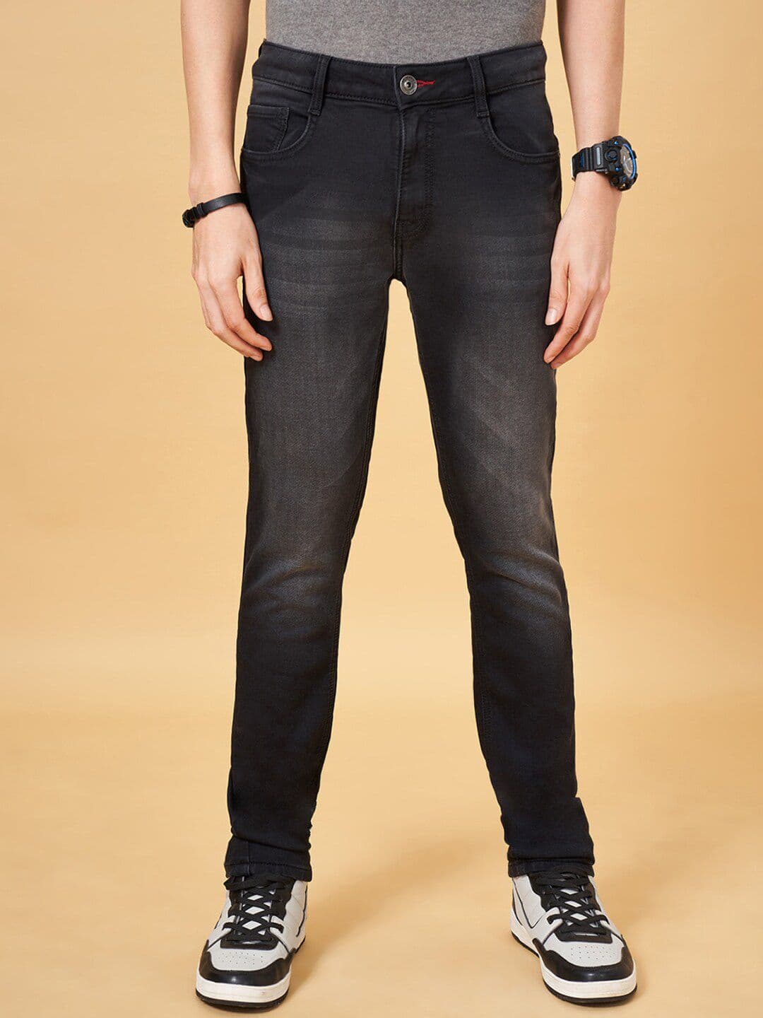 SF JEANS by Pantaloons Men Slim Fit Clean Look Light Fade Stretchable Jeans - view 1