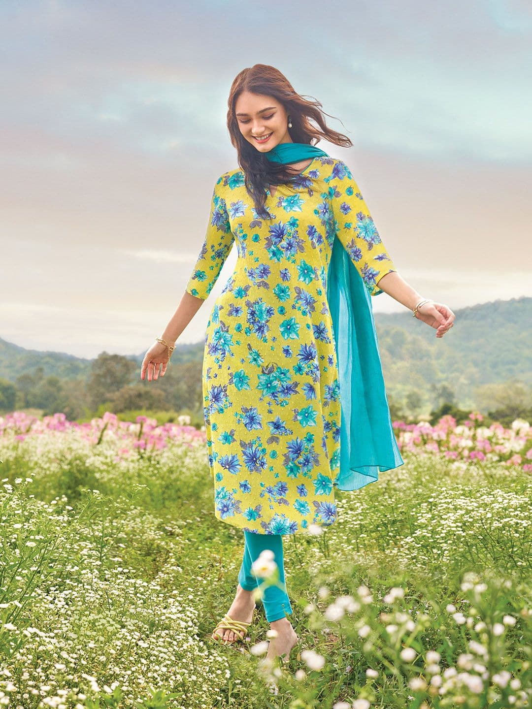 AURELIA Floral Printed Round Neck Pure Cotton Straight Kurta - view 1