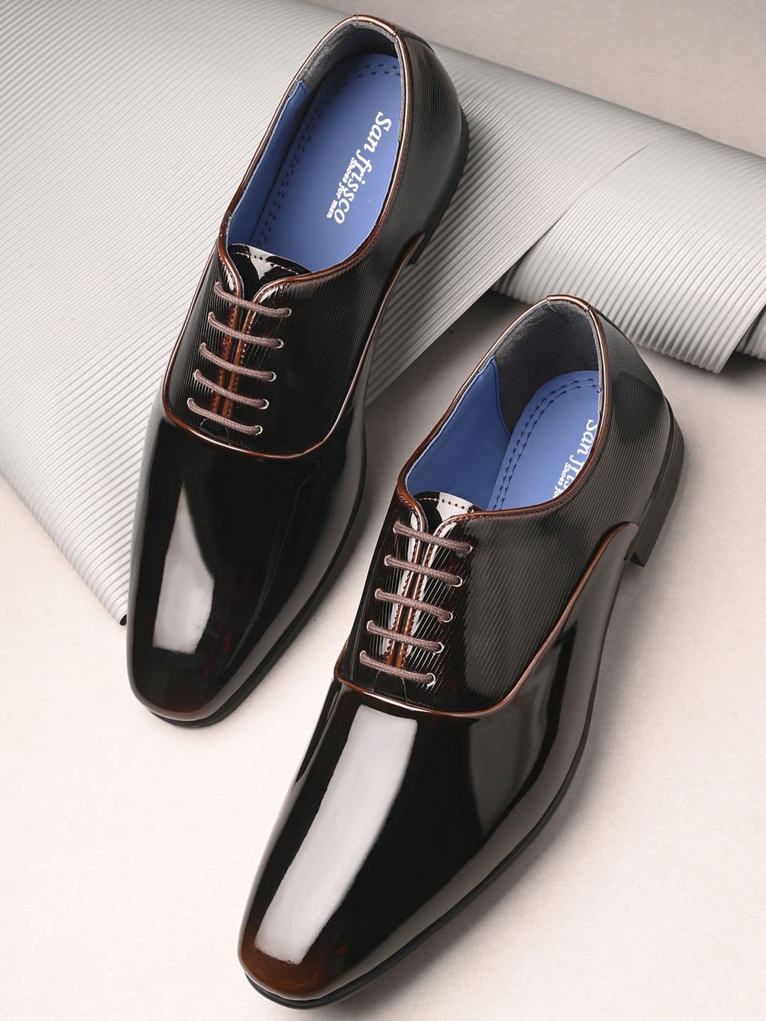San Frissco Men Solid Patent Glossy Lightweight Comfortable Lace-Up Oxford Shoes - view 1