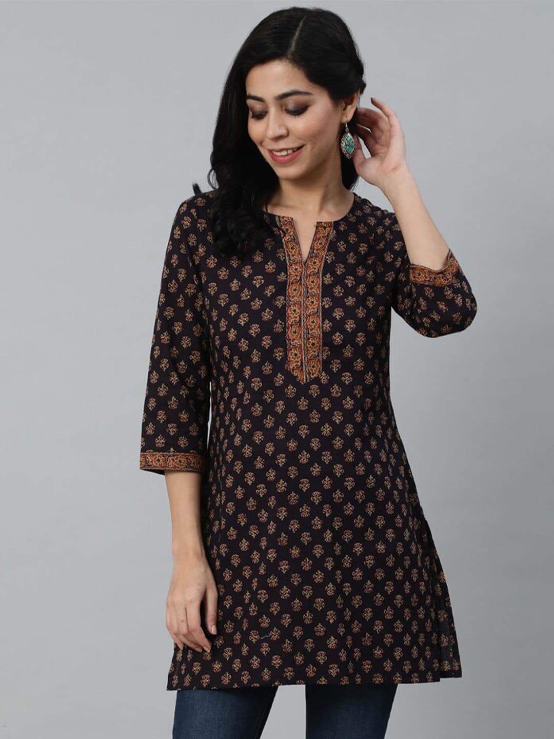 Nayo Ethnic Morifs Printed Notched Neck Three Quarter Sleeves Kurta - view 1