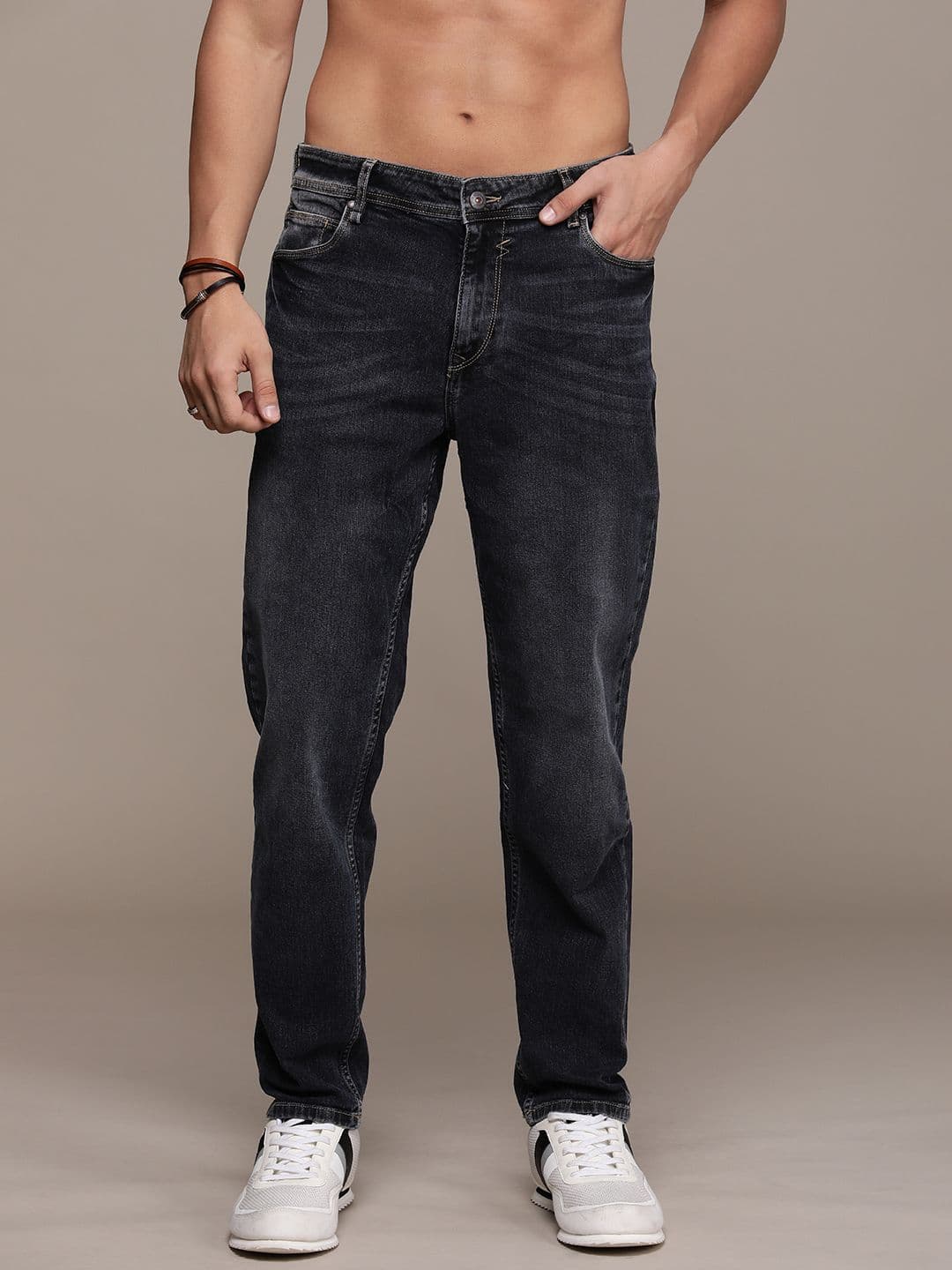 The Roadster Life Co. Men Slim Fit Light Fade Stretchable Jeans - view 1