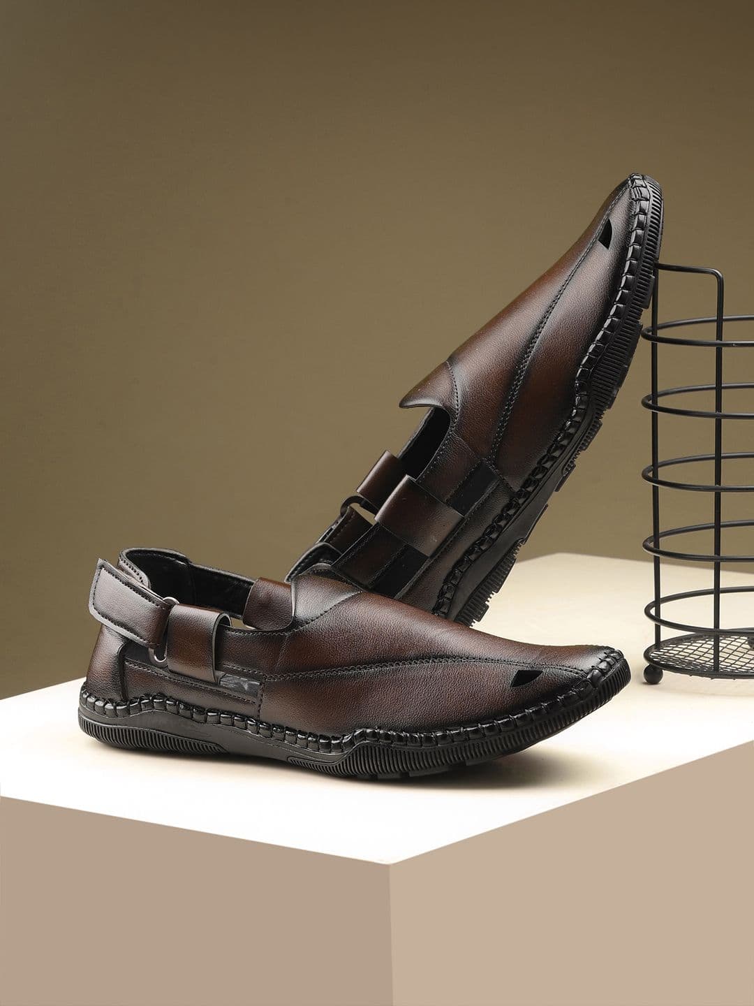 BUCIK Men Shoe-Style Sandals - view 1
