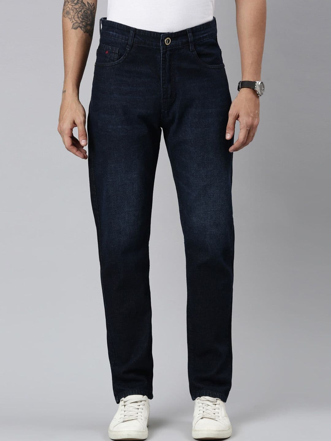 CINOCCI Men Relaxed Fit Light Fade Clean Look Cotton Jeans - view 1