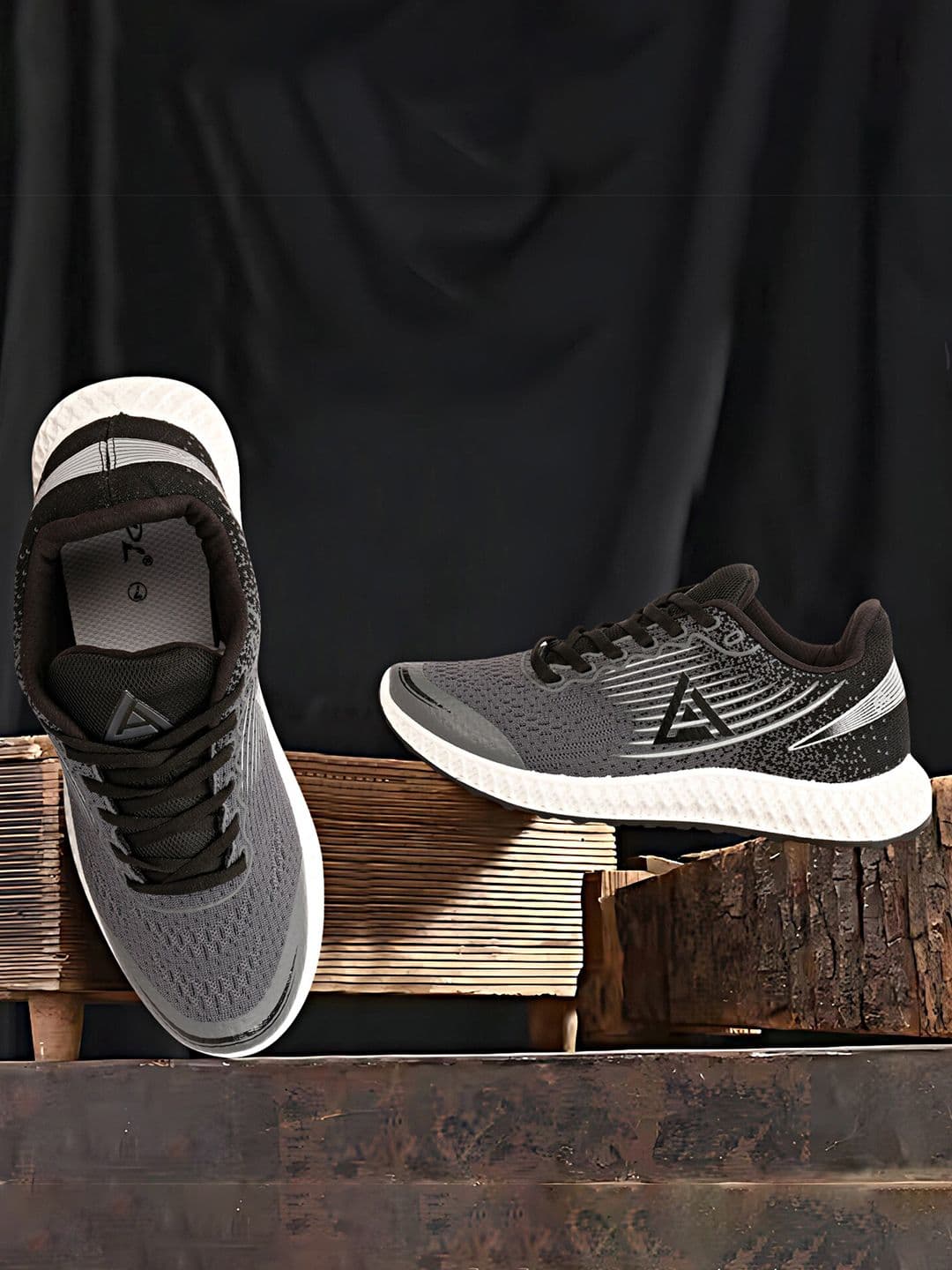 OZZOH Men Textured Lace-Up Running Shoes - view 1