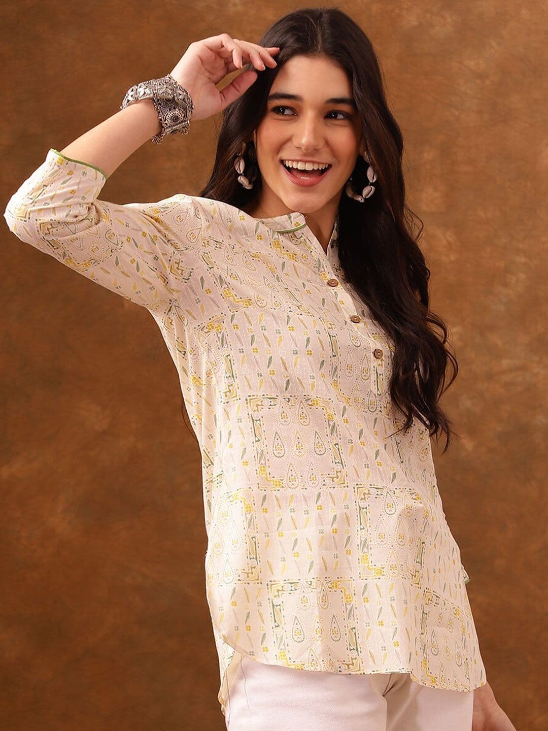 Anouk Cream Coloured Ethnic Motifs Printed Mandarin Collar Straight Kurta - view 1