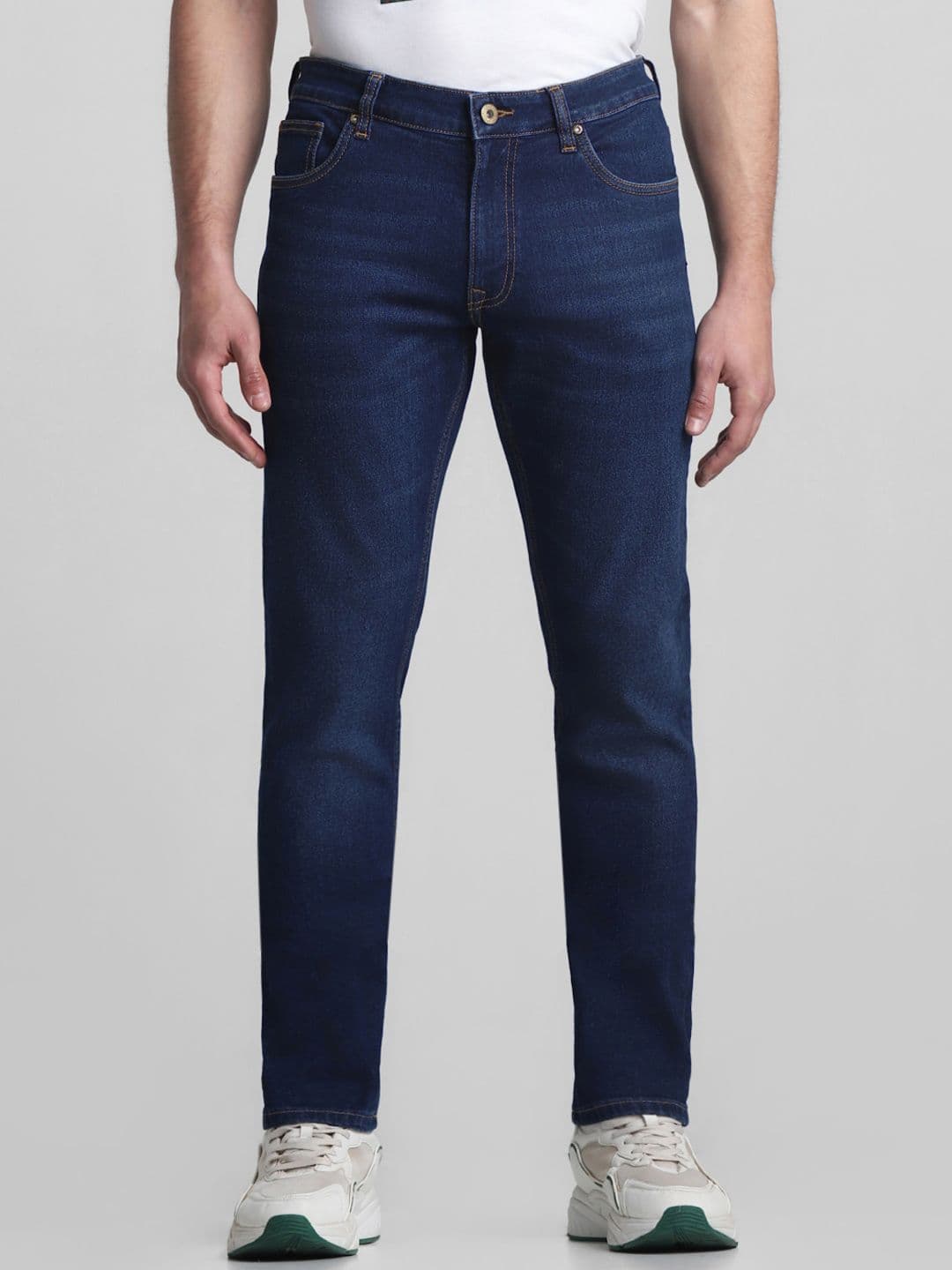Jack & Jones Men Slim Fit Low-Rise Light Fade Stretchable Jeans - view 1