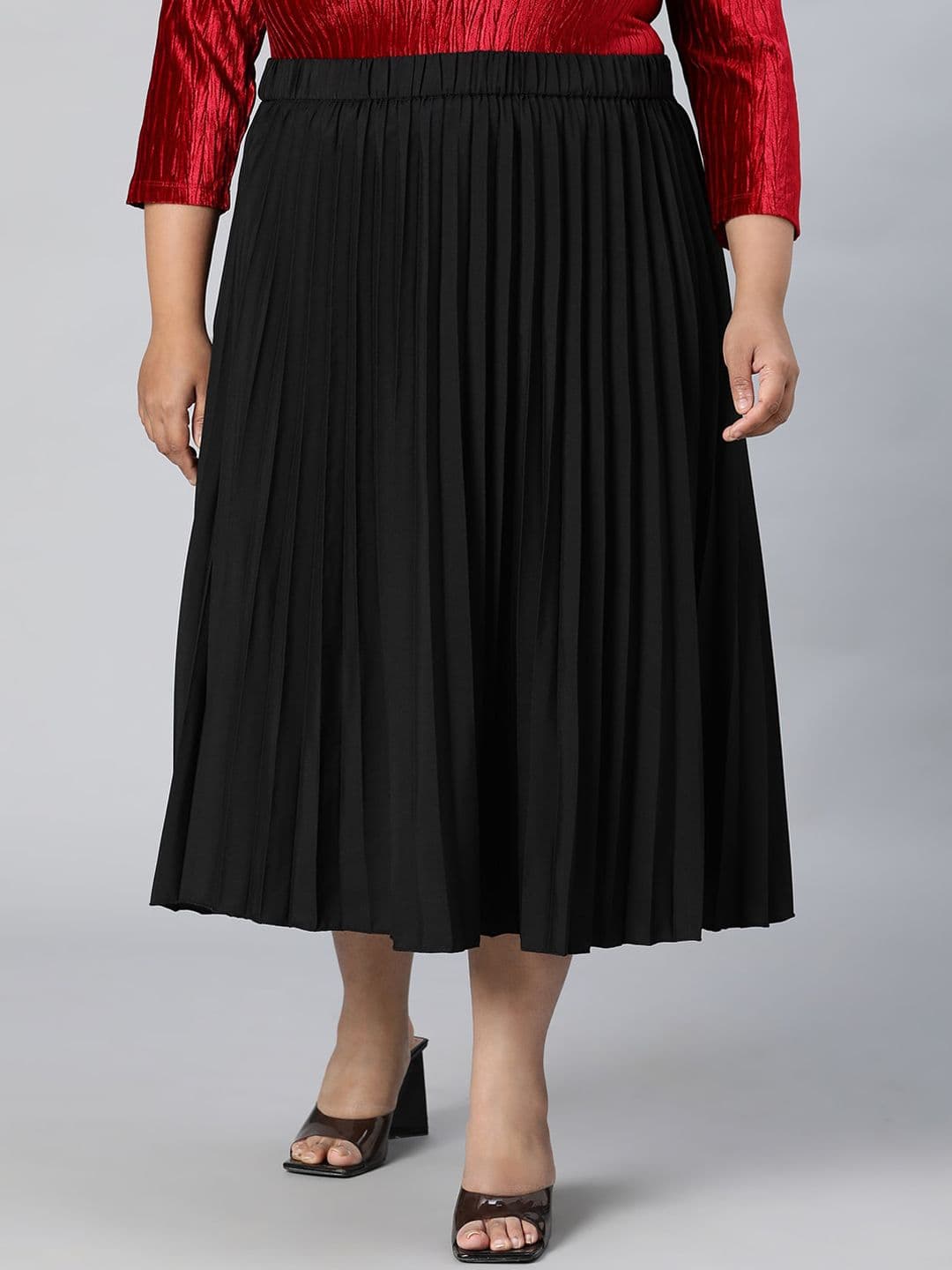 Oxolloxo Plus Size Pleated Midi Flared Plus Size Skirt - view 1
