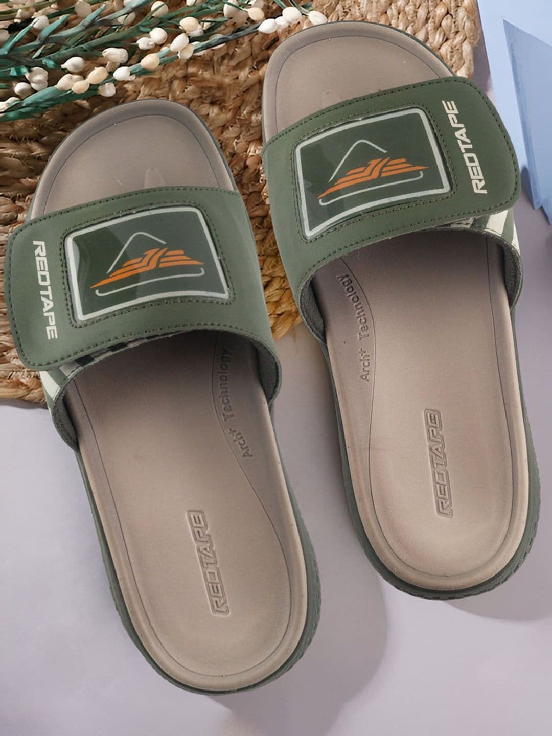 Red Tape Men Printed Sliders - view 1