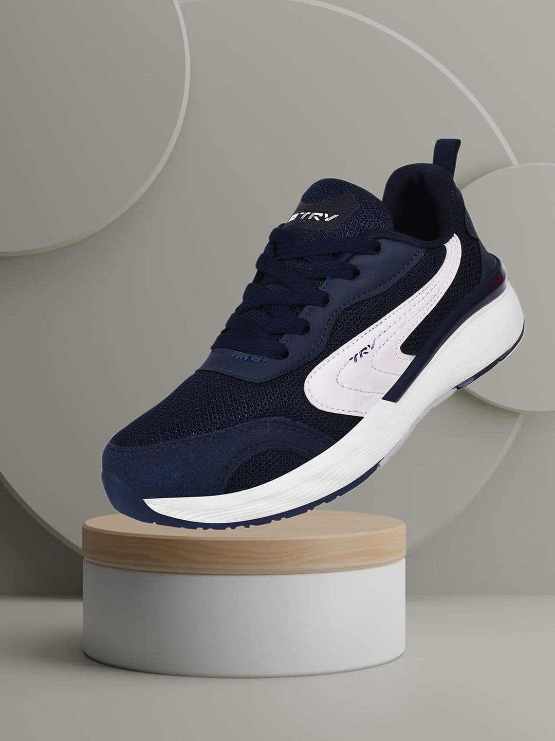 TRV Men Walking Shoes - view 1